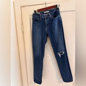 711 Levi's Premium Dark Blue Distressed Skinny Jeans